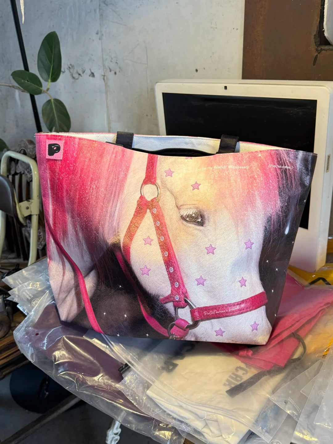 Blast Street E Bag - PutOut Original Millennium Pony Gyaru Subculture DuPont Paper Large Capacity Shopping Handbag